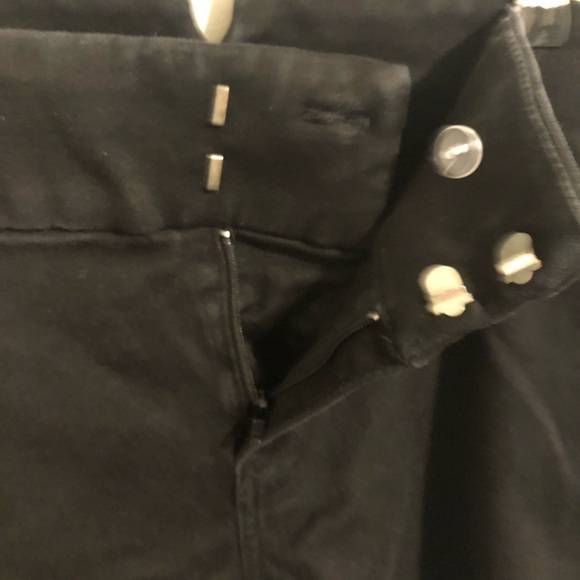 Torrid Shorts - Picture 4 of 5